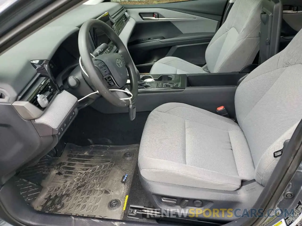 7 fotografías del automóvil dañado 4T1DAACK1SU017091 TOYOTA CAMRY 2025