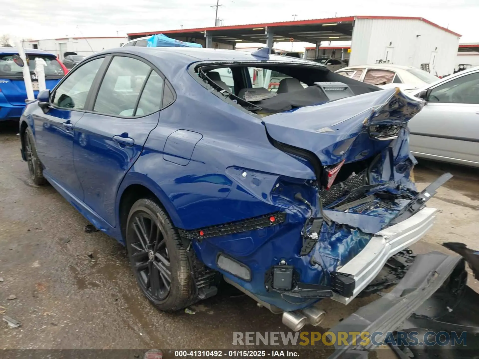 3 fotografías del automóvil dañado 4T1DAACK1SU024865 TOYOTA CAMRY 2025