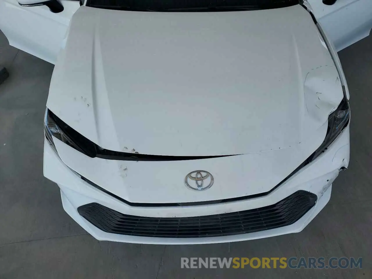 11 fotografías del automóvil dañado 4T1DAACK1SU032710 TOYOTA CAMRY 2025