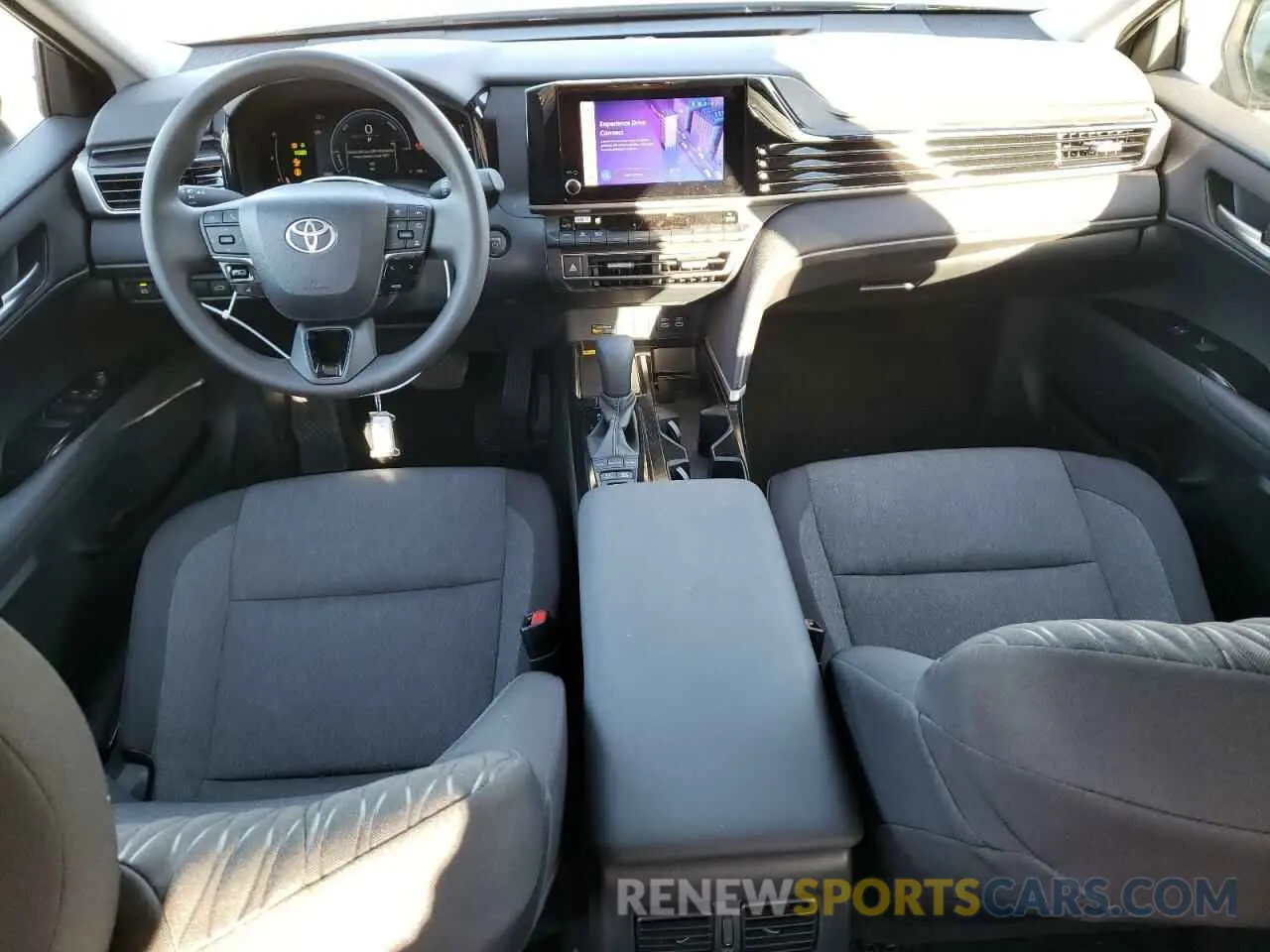 8 fotografías del automóvil dañado 4T1DAACK1SU036000 TOYOTA CAMRY 2025
