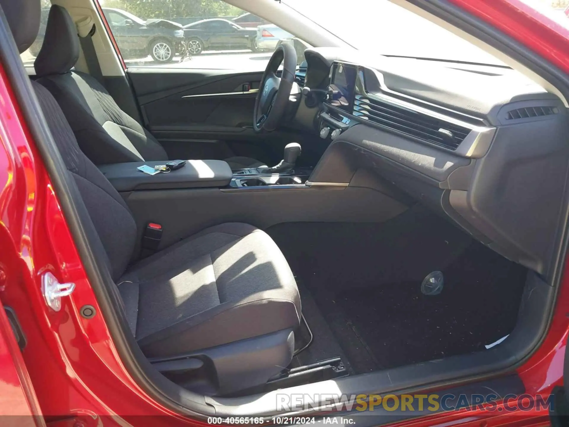 5 fotografías del automóvil dañado 4T1DAACK1SU039429 TOYOTA CAMRY 2025