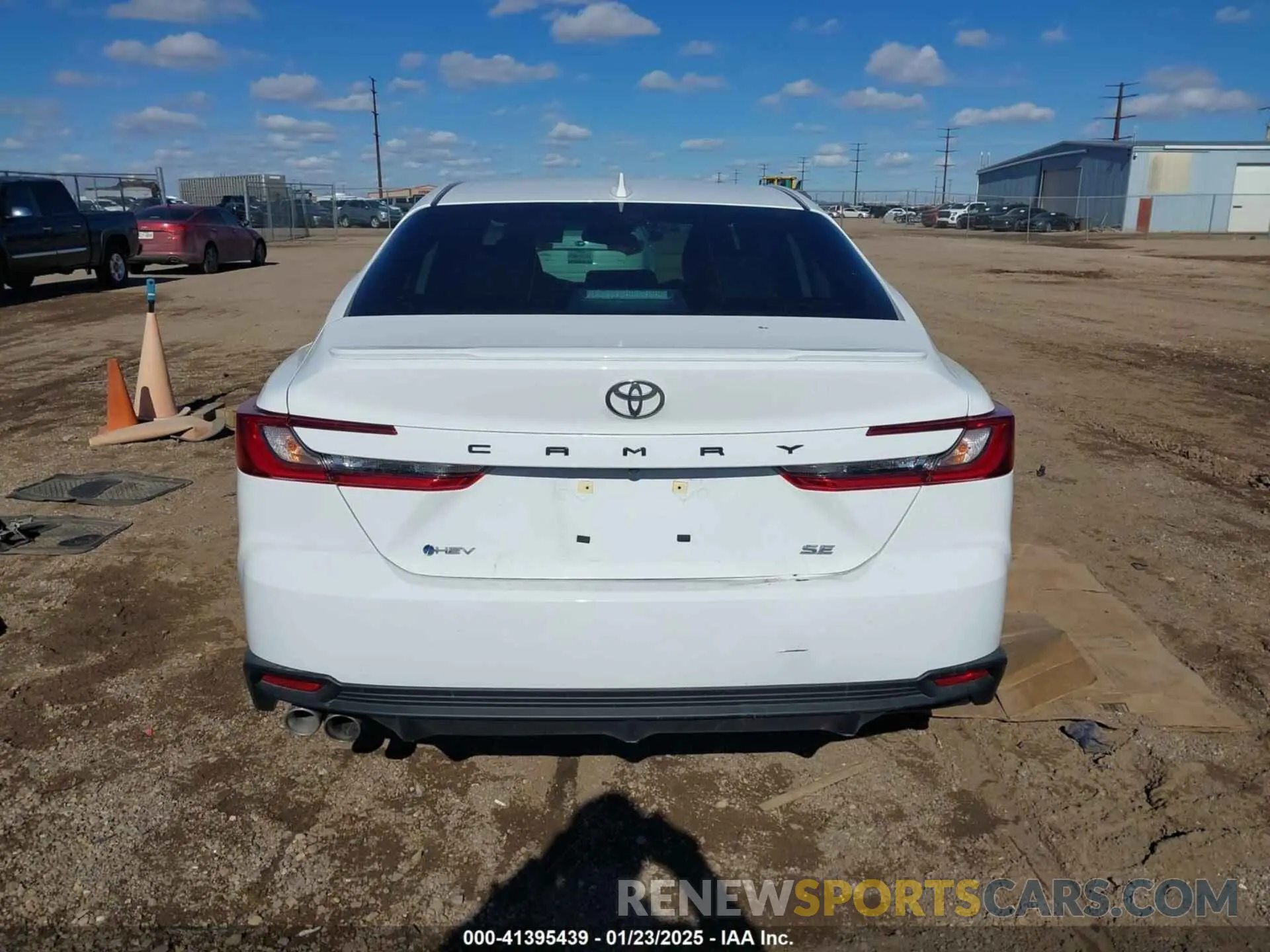 16 fotografías del automóvil dañado 4T1DAACK1SU045411 TOYOTA CAMRY 2025