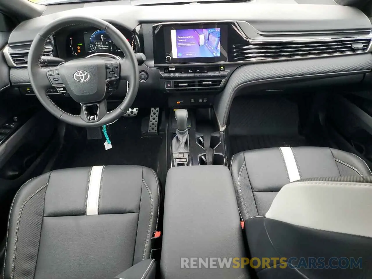 8 fotografías del automóvil dañado 4T1DAACK1SU070955 TOYOTA CAMRY 2025