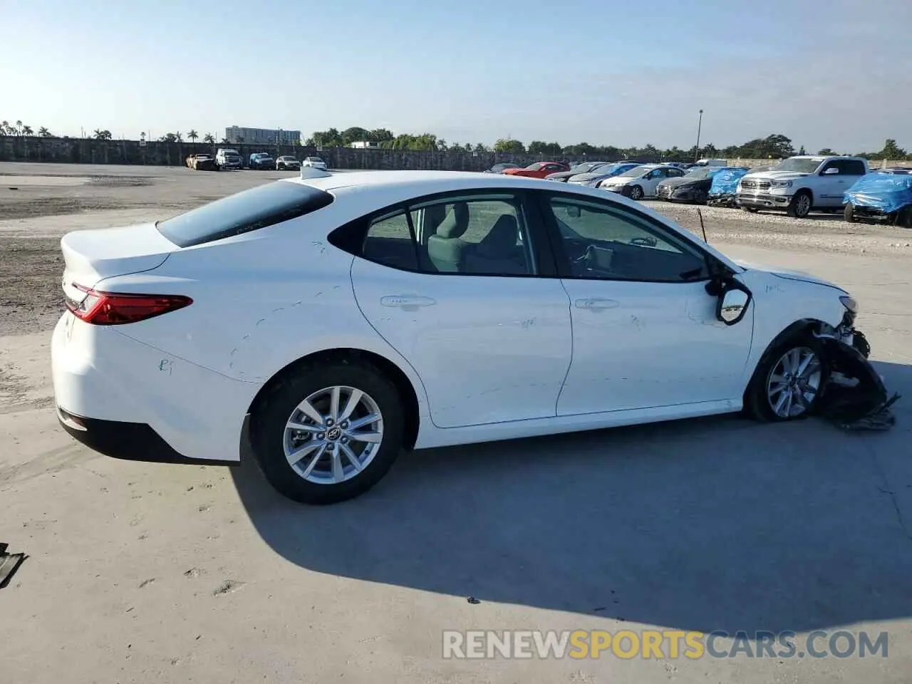 3 fotografías del automóvil dañado 4T1DAACK1SU080921 TOYOTA CAMRY 2025