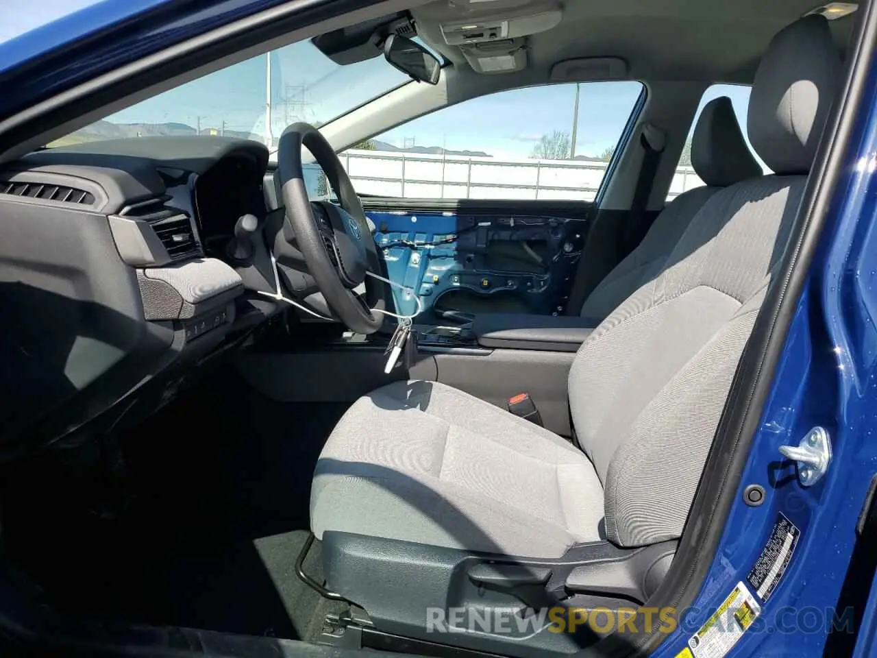 7 fotografías del automóvil dañado 4T1DAACK1SU081549 TOYOTA CAMRY 2025