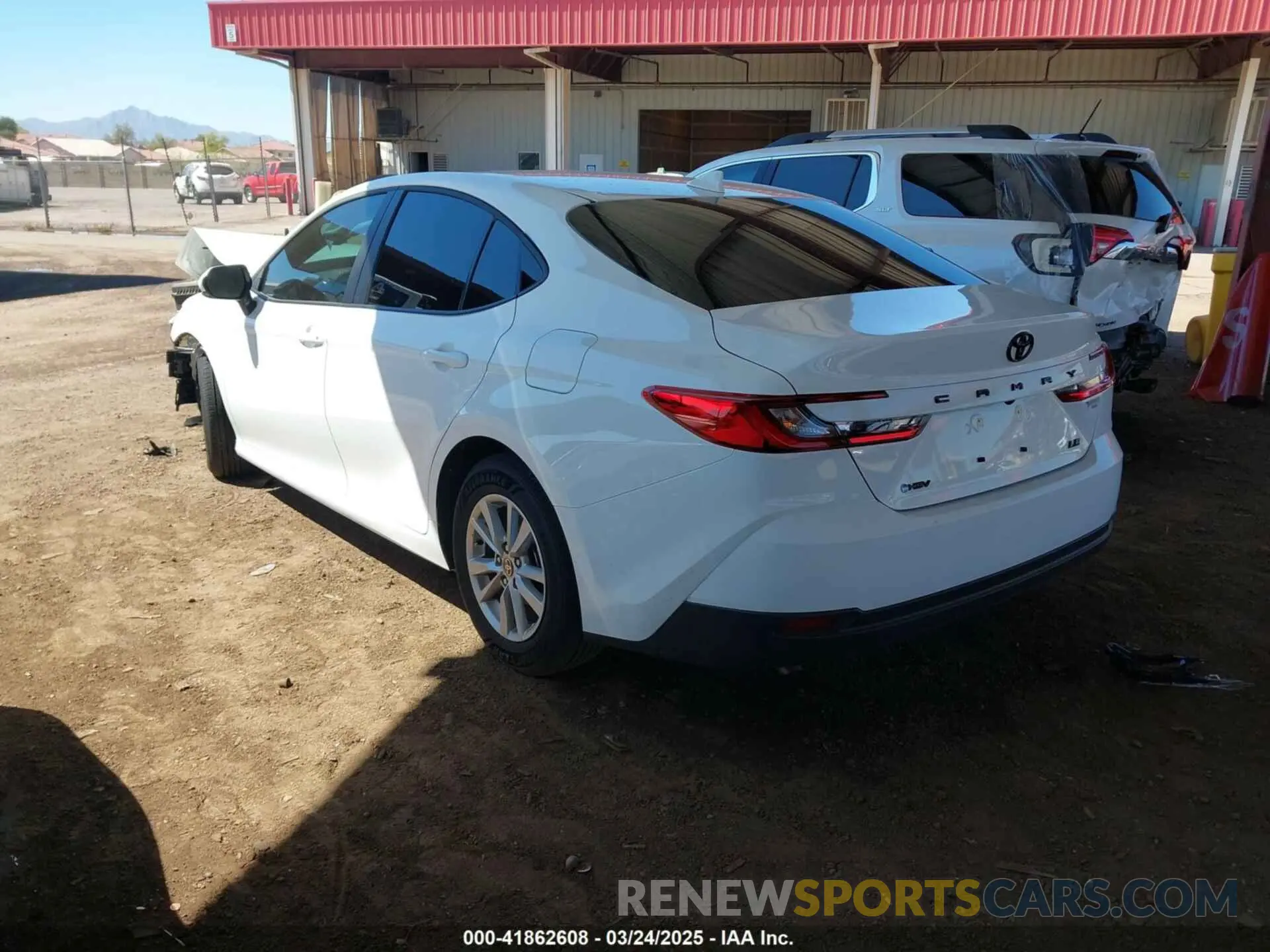 3 fotografías del automóvil dañado 4T1DAACK1SU109043 TOYOTA CAMRY 2025