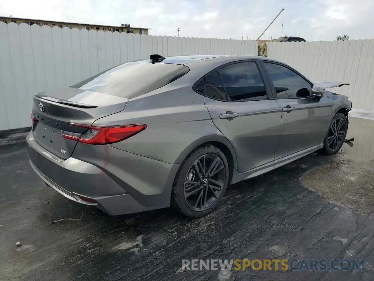 3 fotografías del automóvil dañado 4T1DAACK1SU513461 TOYOTA CAMRY 2025