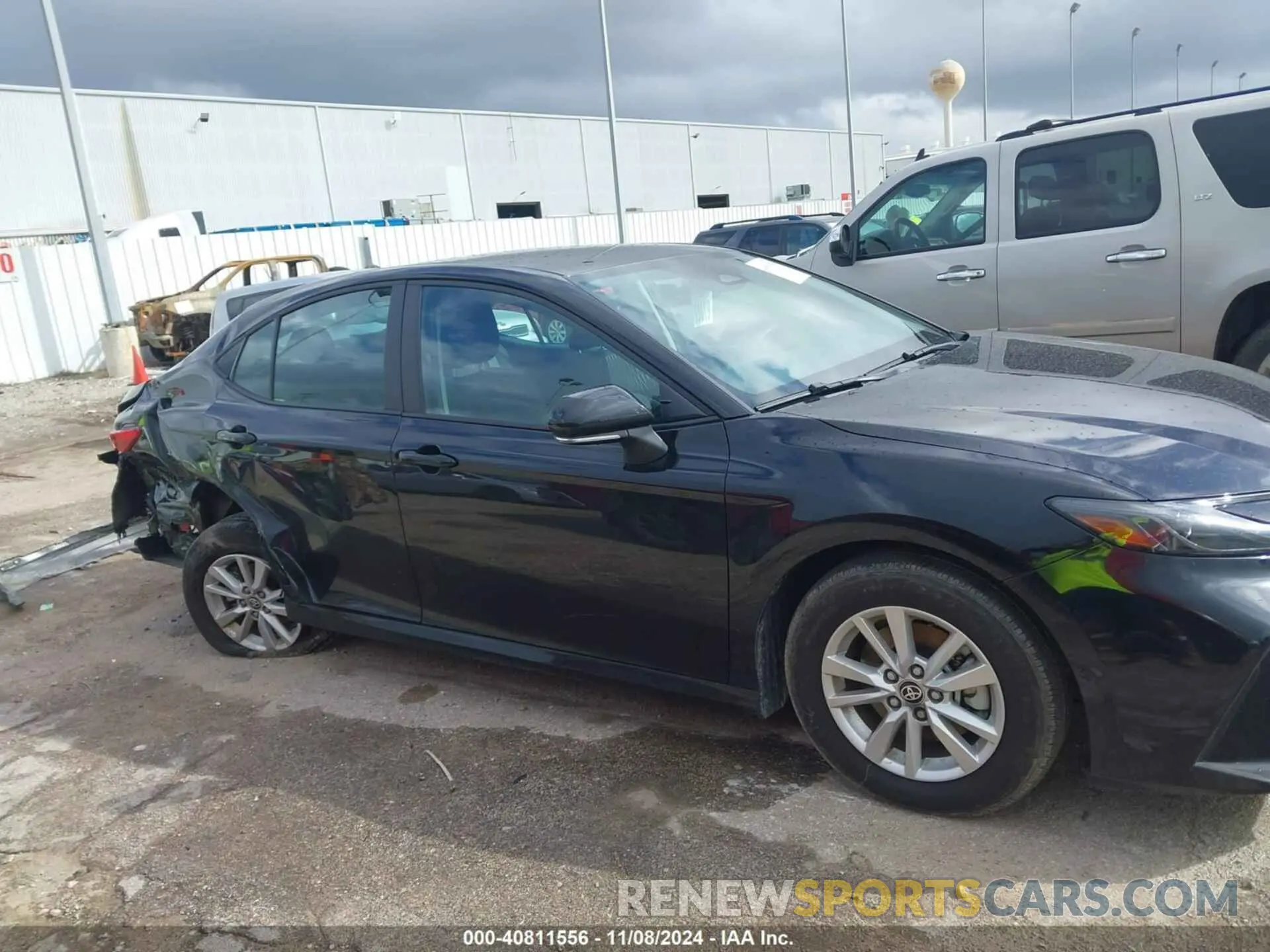 13 fotografías del automóvil dañado 4T1DAACK1SU525576 TOYOTA CAMRY 2025