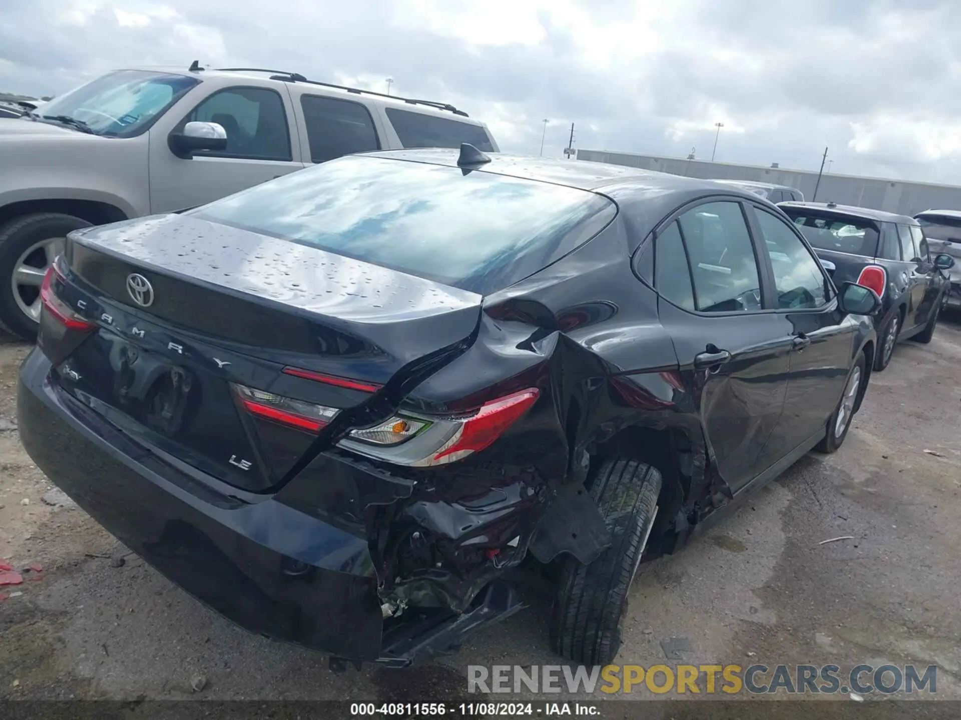 4 fotografías del automóvil dañado 4T1DAACK1SU525576 TOYOTA CAMRY 2025