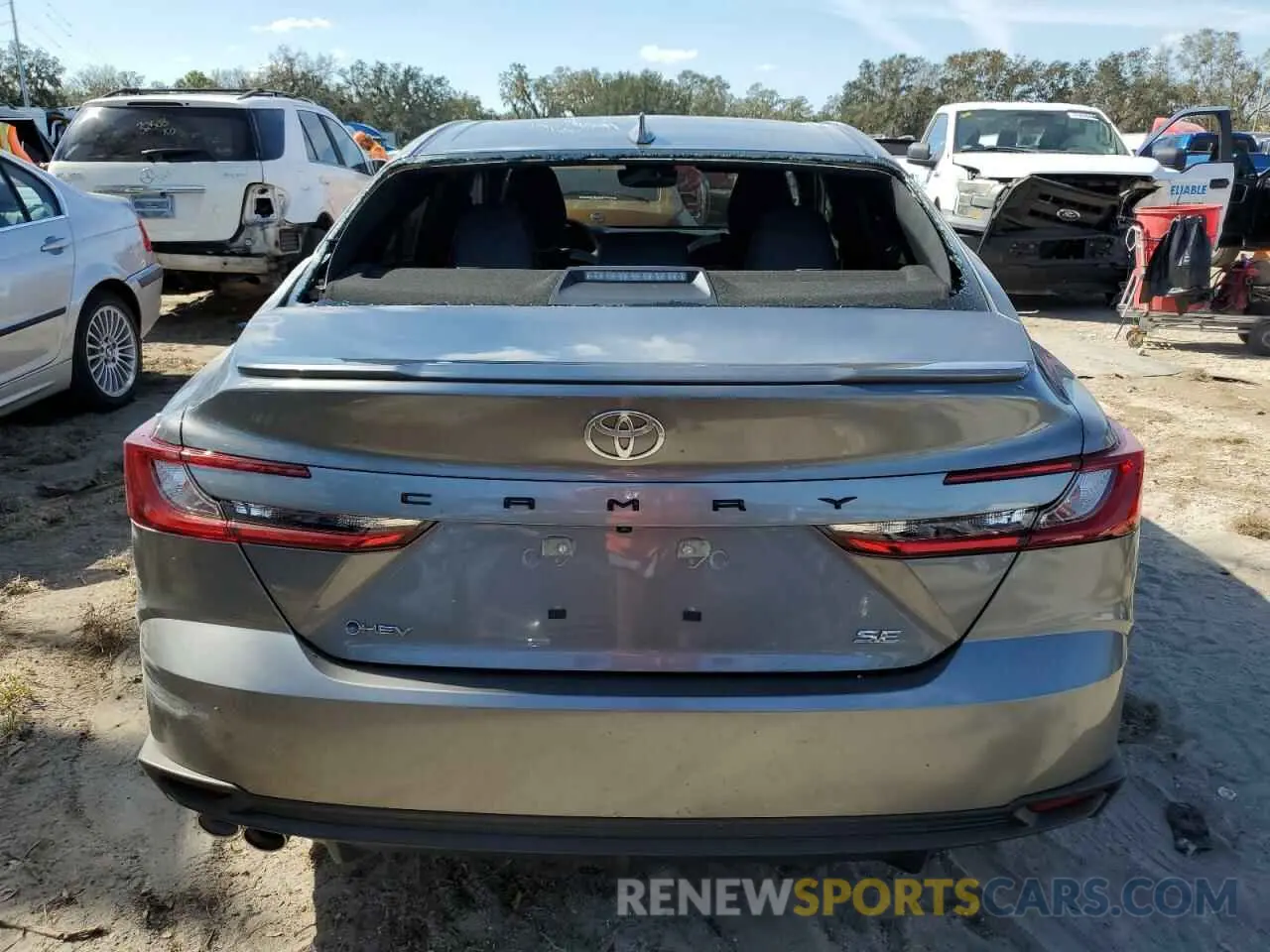 6 fotografías del automóvil dañado 4T1DAACK1SU527523 TOYOTA CAMRY 2025