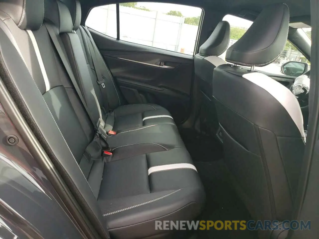 10 fotografías del automóvil dañado 4T1DAACK1SU530857 TOYOTA CAMRY 2025