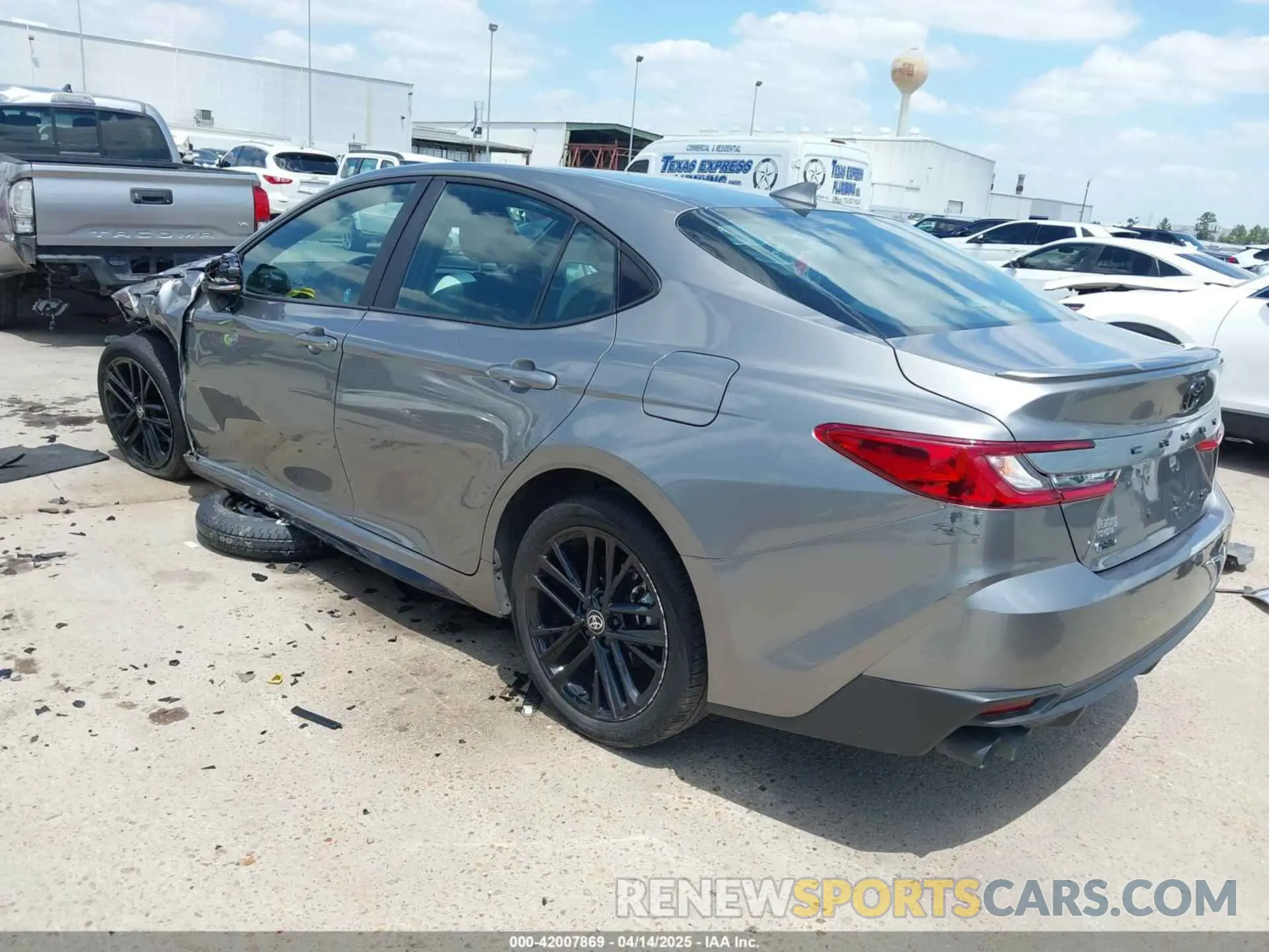 3 fotografías del automóvil dañado 4T1DAACK1SU539431 TOYOTA CAMRY 2025