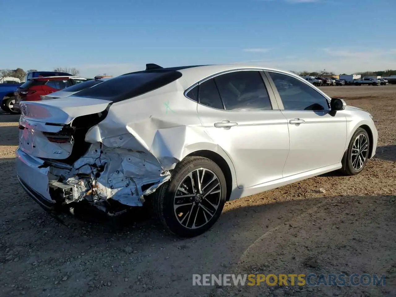 3 fotografías del automóvil dañado 4T1DAACK1SU554608 TOYOTA CAMRY 2025