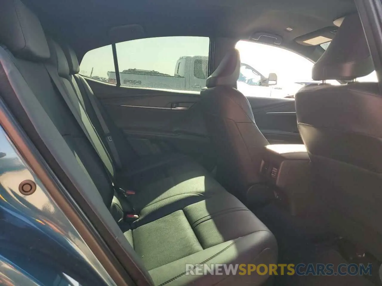 10 fotografías del automóvil dañado 4T1DAACK1SU557041 TOYOTA CAMRY 2025