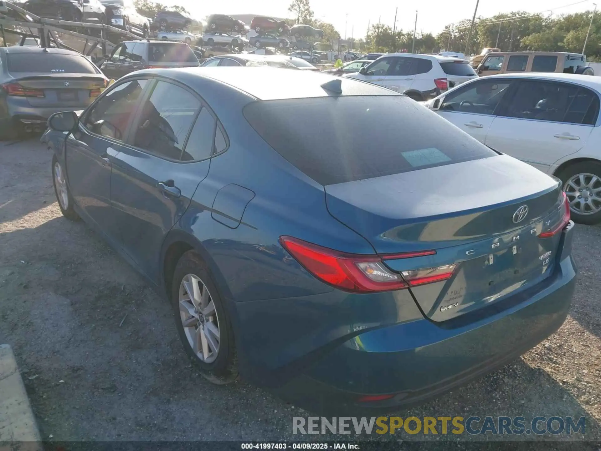 3 fotografías del automóvil dañado 4T1DAACK1SU568265 TOYOTA CAMRY 2025