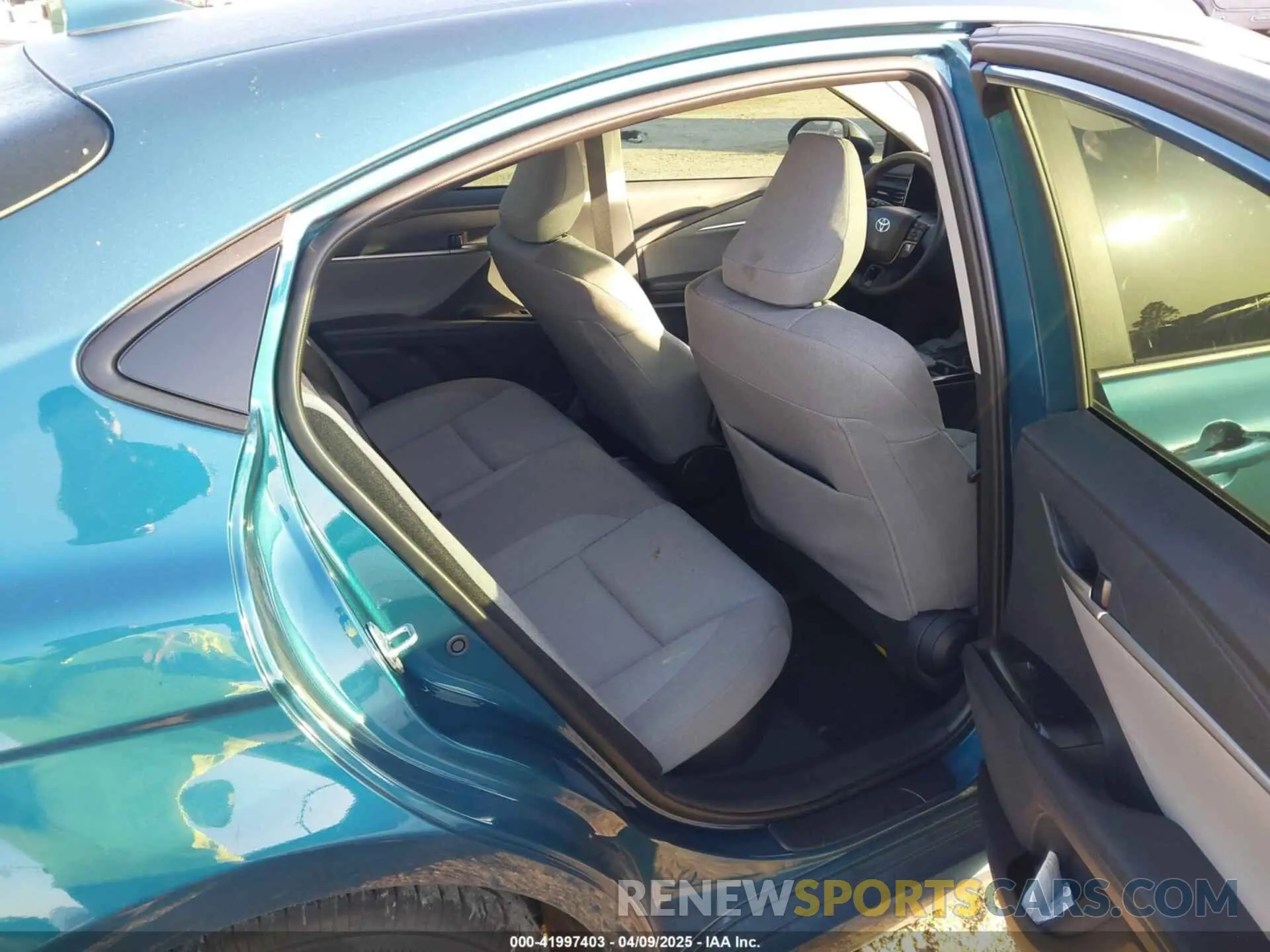 8 fotografías del automóvil dañado 4T1DAACK1SU568265 TOYOTA CAMRY 2025