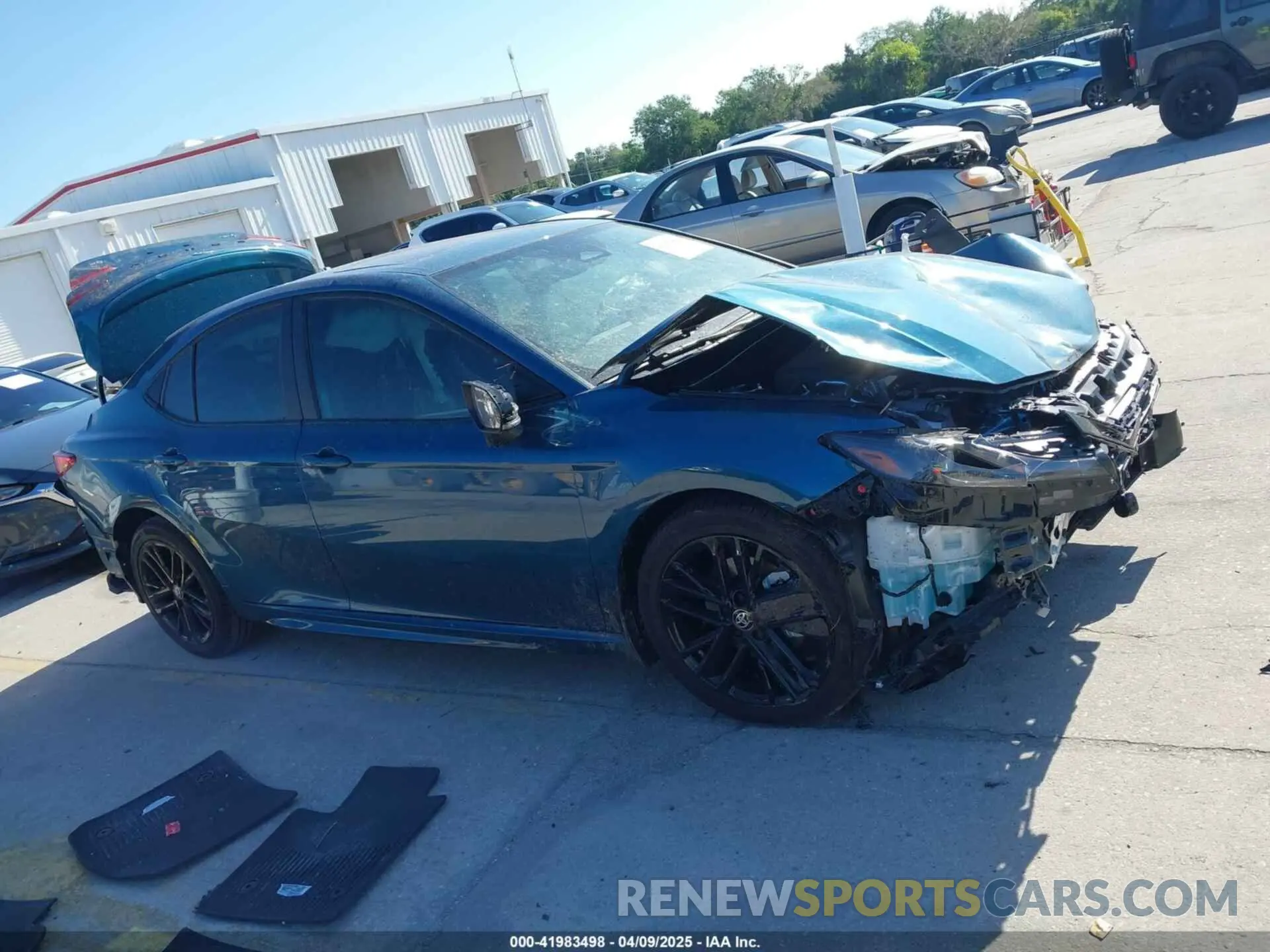 14 fotografías del automóvil dañado 4T1DAACK1SU593165 TOYOTA CAMRY 2025
