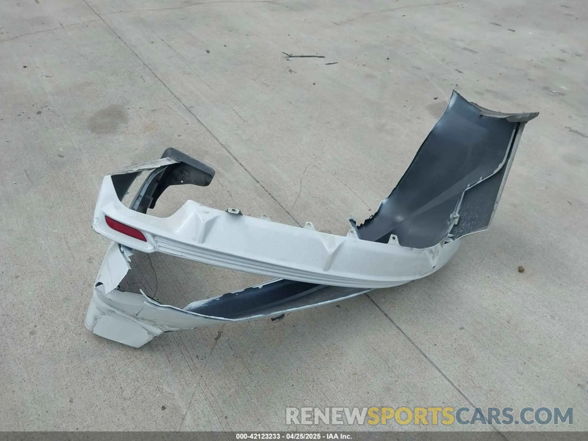 12 fotografías del automóvil dañado 4T1DAACK2SU016483 TOYOTA CAMRY 2025