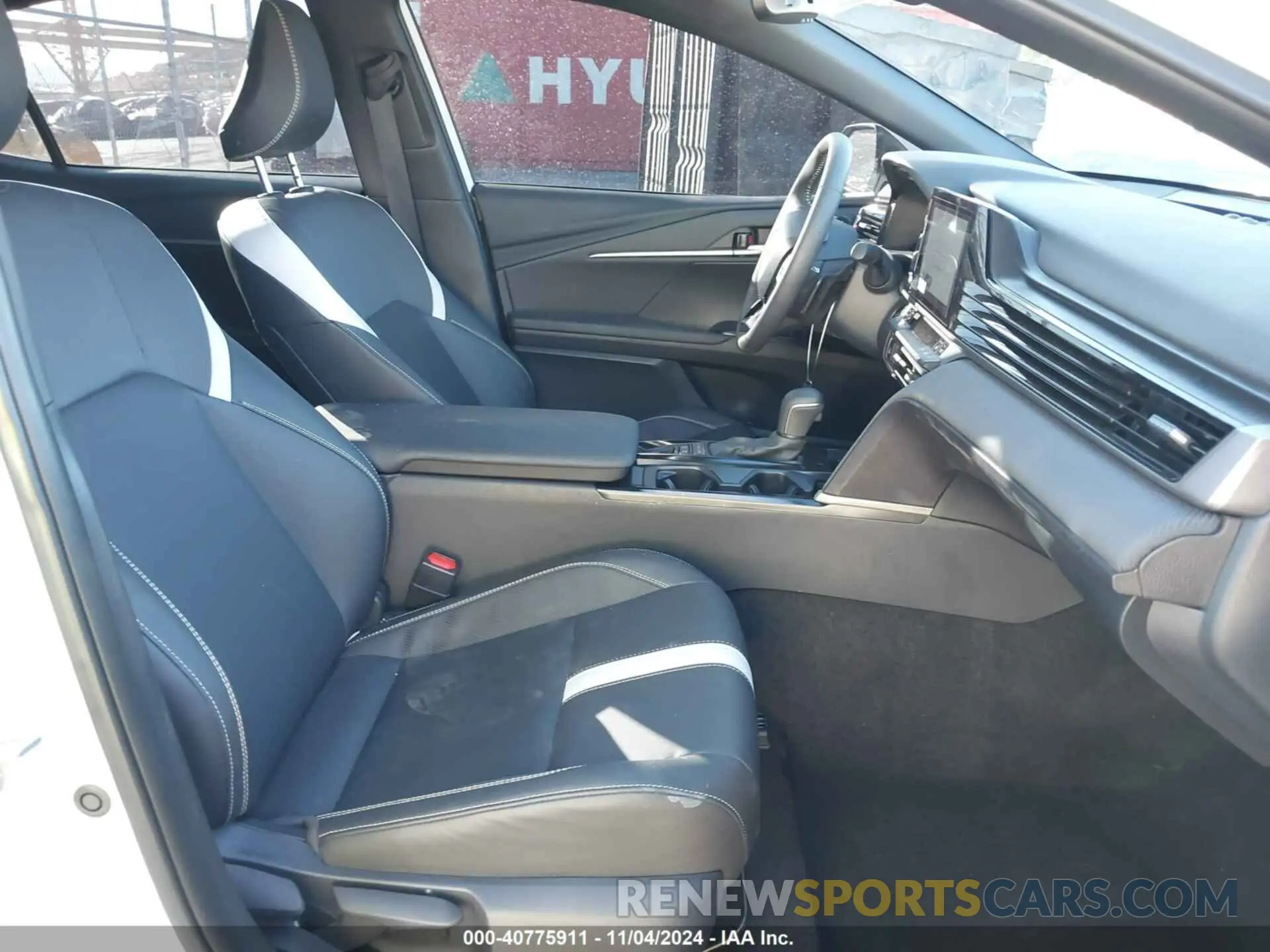 5 fotografías del automóvil dañado 4T1DAACK2SU023529 TOYOTA CAMRY 2025