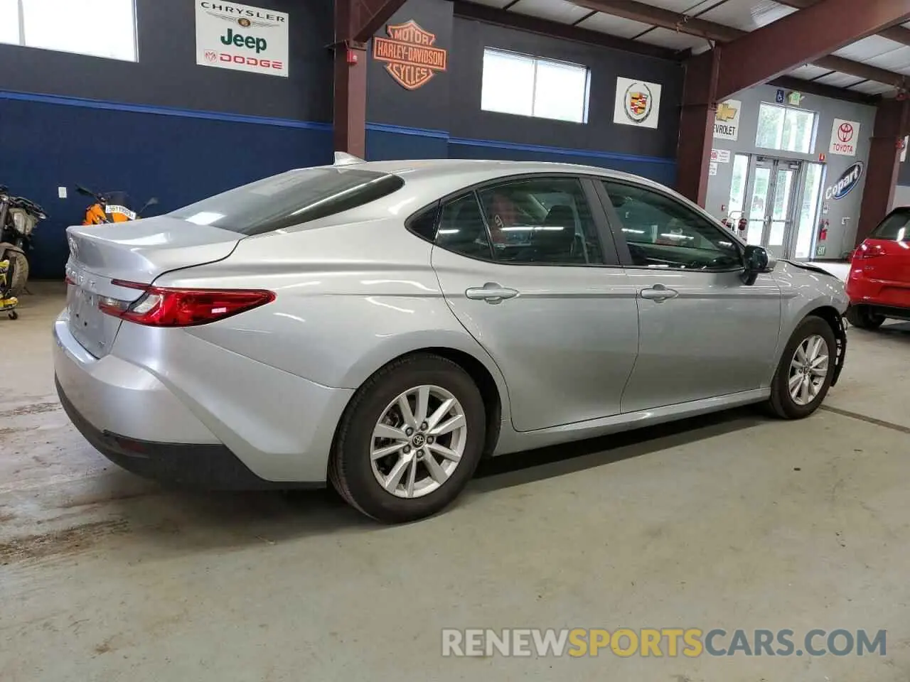 3 fotografías del automóvil dañado 4T1DAACK2SU026382 TOYOTA CAMRY 2025