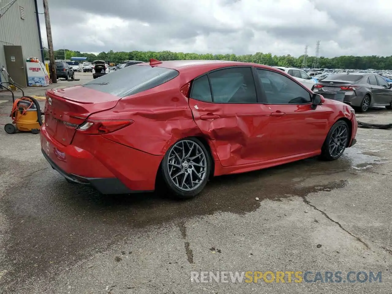 3 fotografías del automóvil dañado 4T1DAACK2SU031923 TOYOTA CAMRY 2025