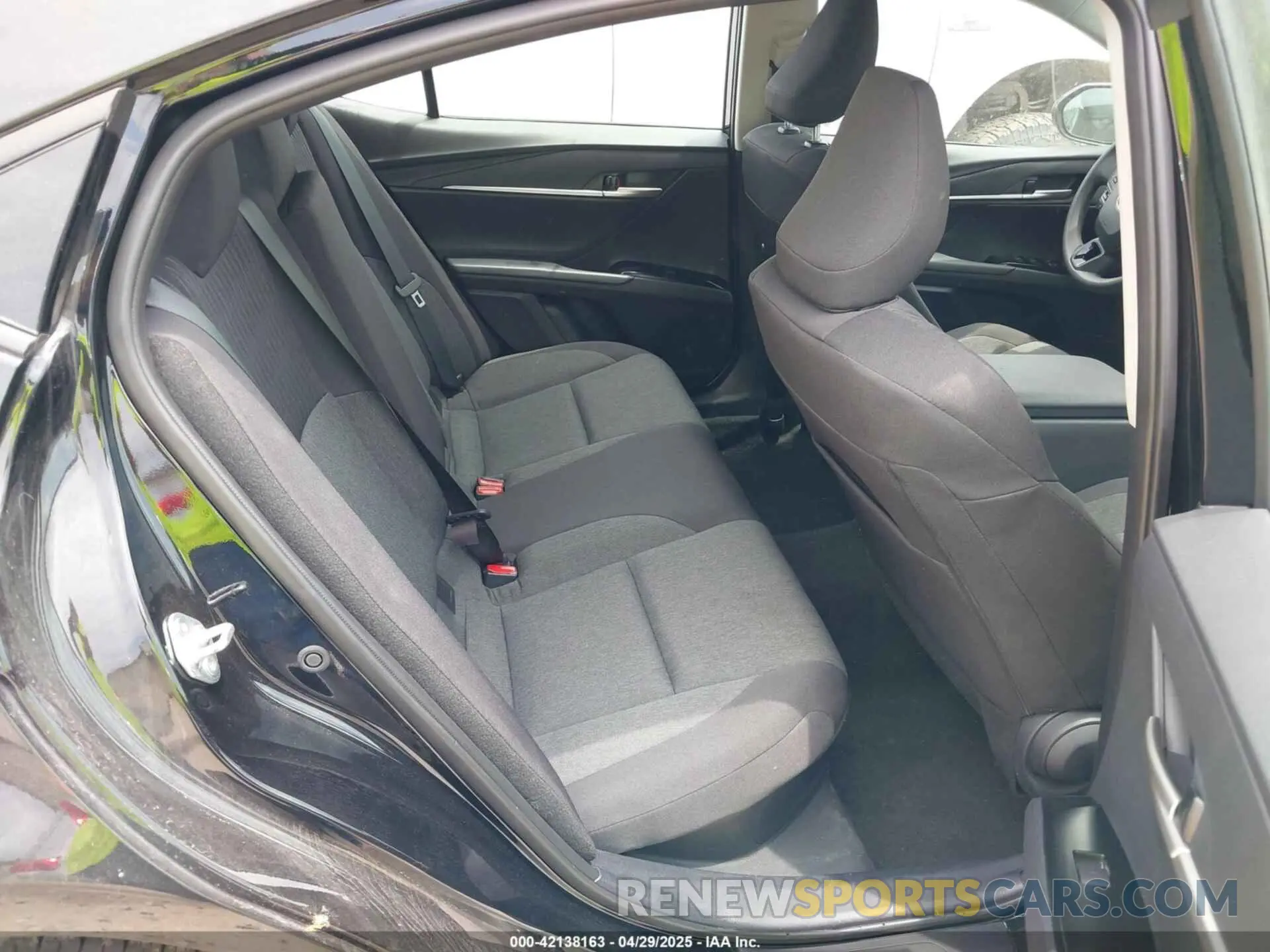 8 fotografías del automóvil dañado 4T1DAACK2SU032666 TOYOTA CAMRY 2025