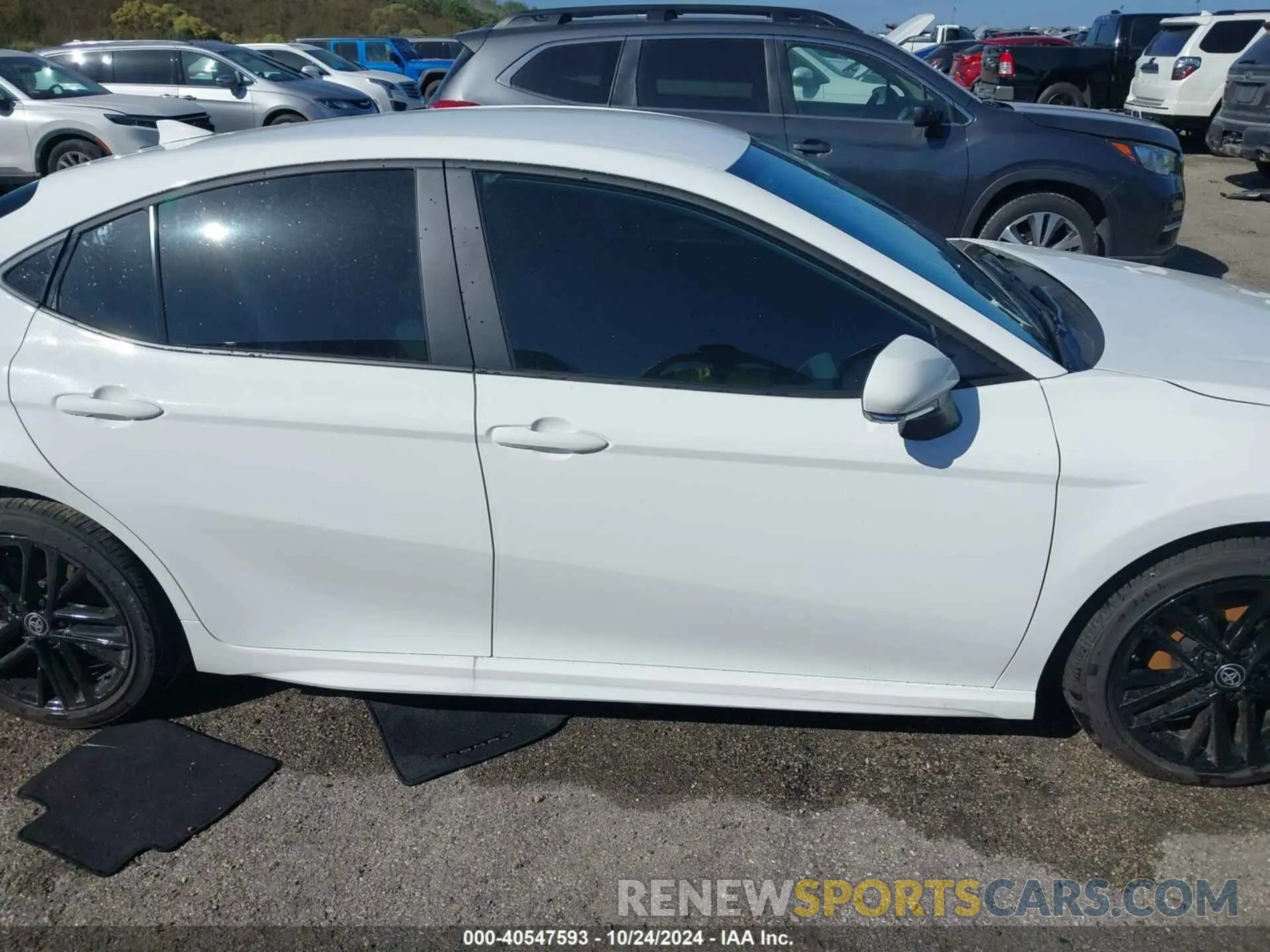 13 fotografías del automóvil dañado 4T1DAACK2SU039715 TOYOTA CAMRY 2025