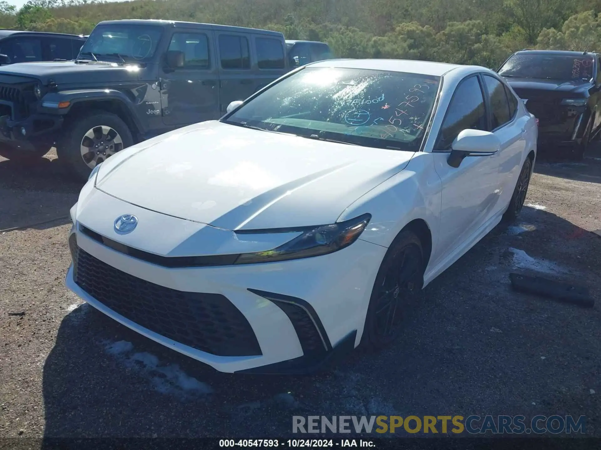 2 fotografías del automóvil dañado 4T1DAACK2SU039715 TOYOTA CAMRY 2025