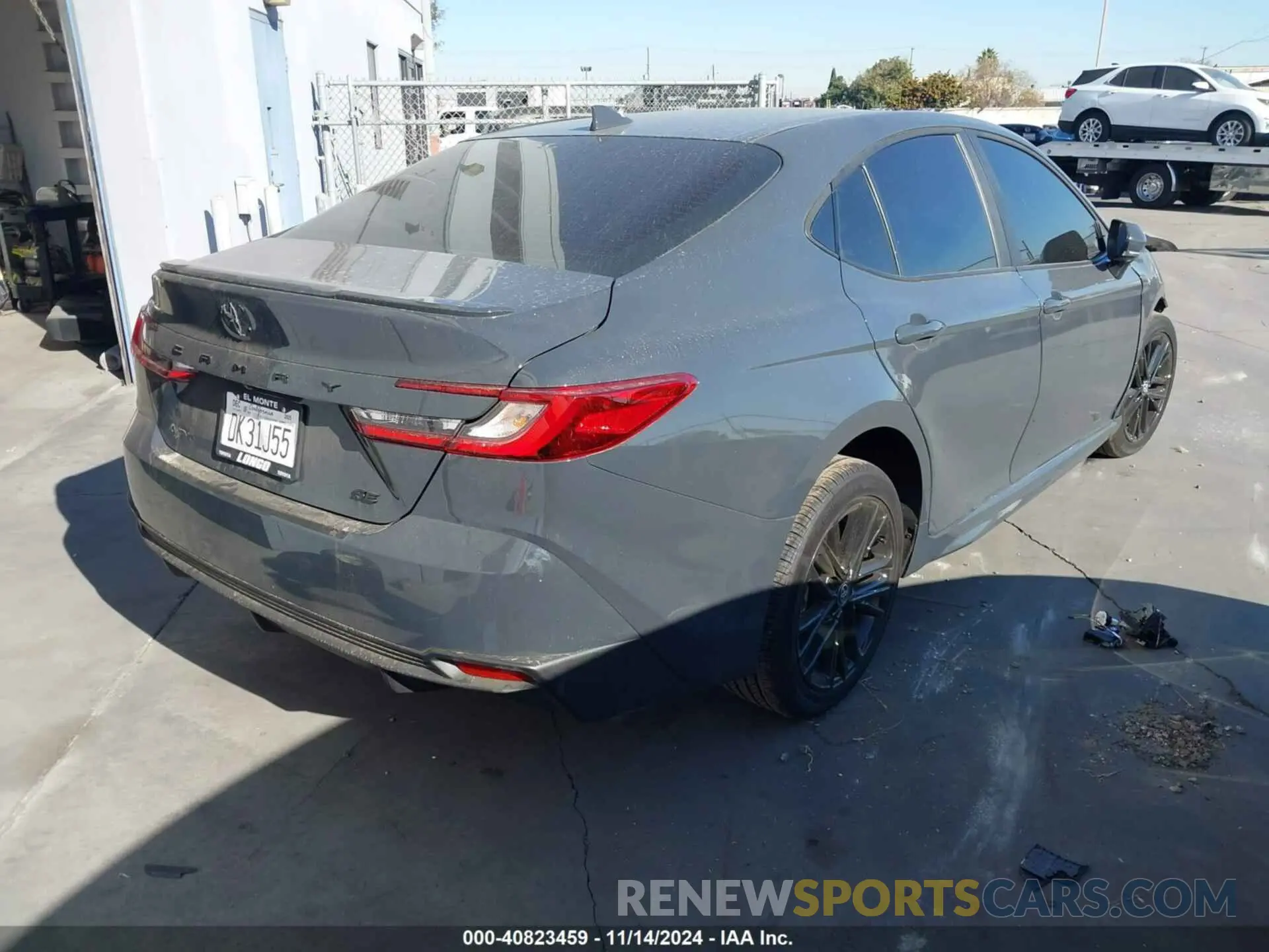 4 fotografías del automóvil dañado 4T1DAACK2SU040363 TOYOTA CAMRY 2025