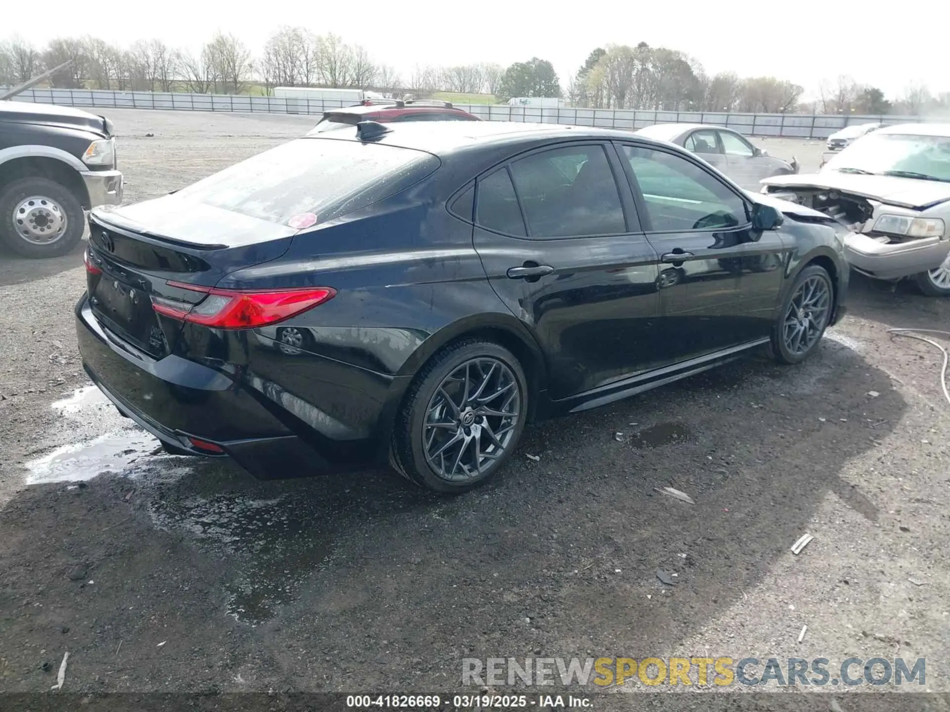 4 fotografías del automóvil dañado 4T1DAACK2SU047801 TOYOTA CAMRY 2025