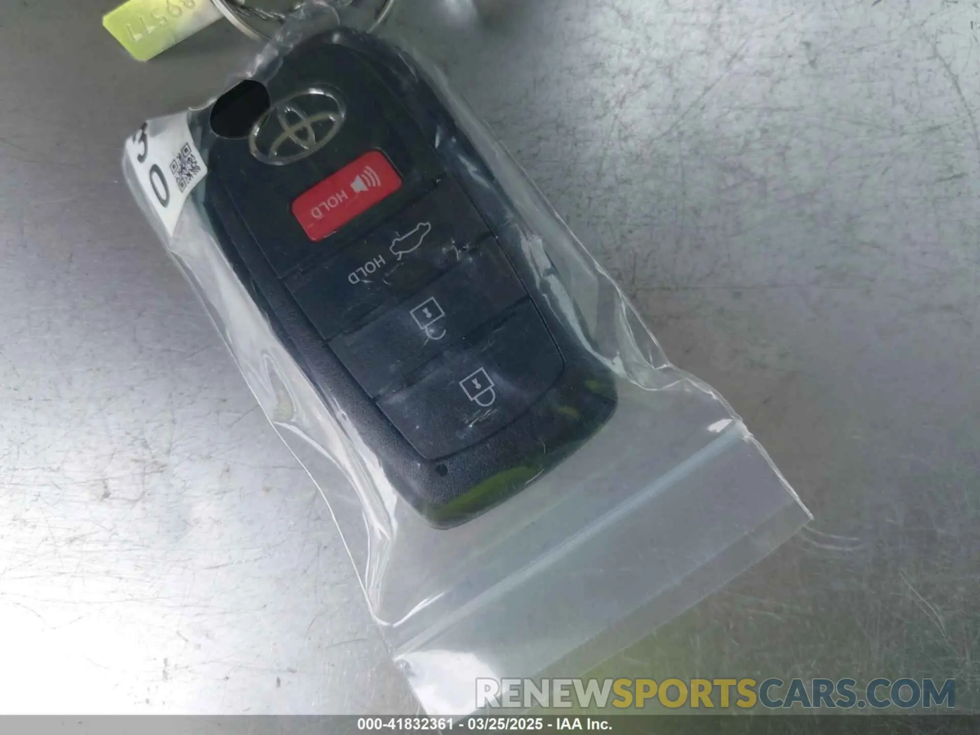 11 fotografías del automóvil dañado 4T1DAACK2SU055817 TOYOTA CAMRY 2025