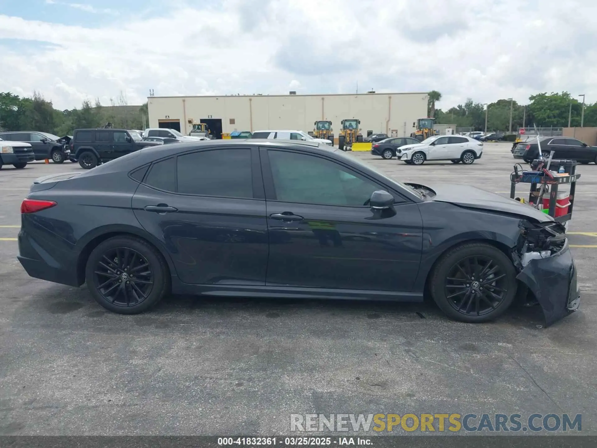 13 fotografías del automóvil dañado 4T1DAACK2SU055817 TOYOTA CAMRY 2025