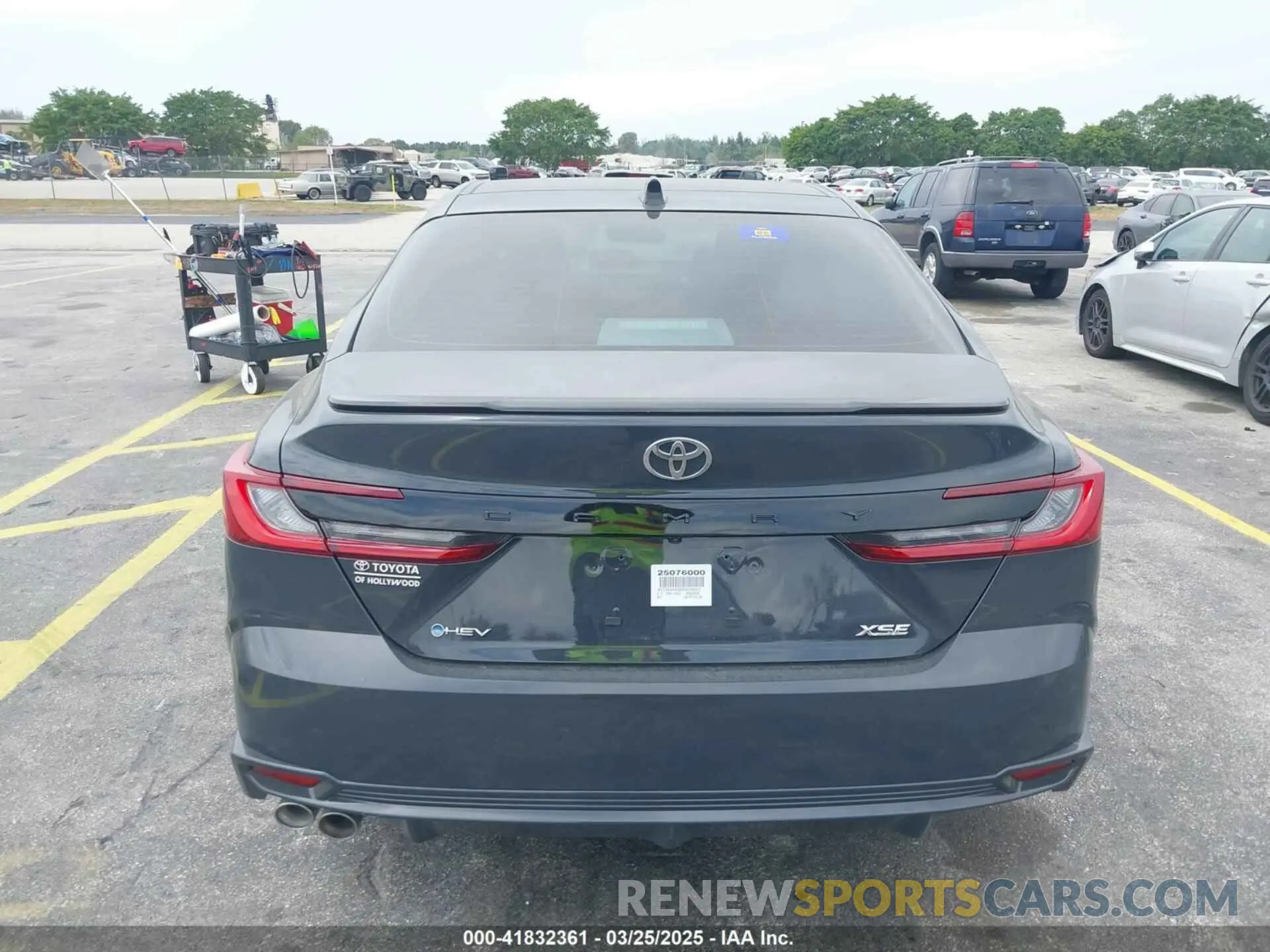 16 fotografías del automóvil dañado 4T1DAACK2SU055817 TOYOTA CAMRY 2025