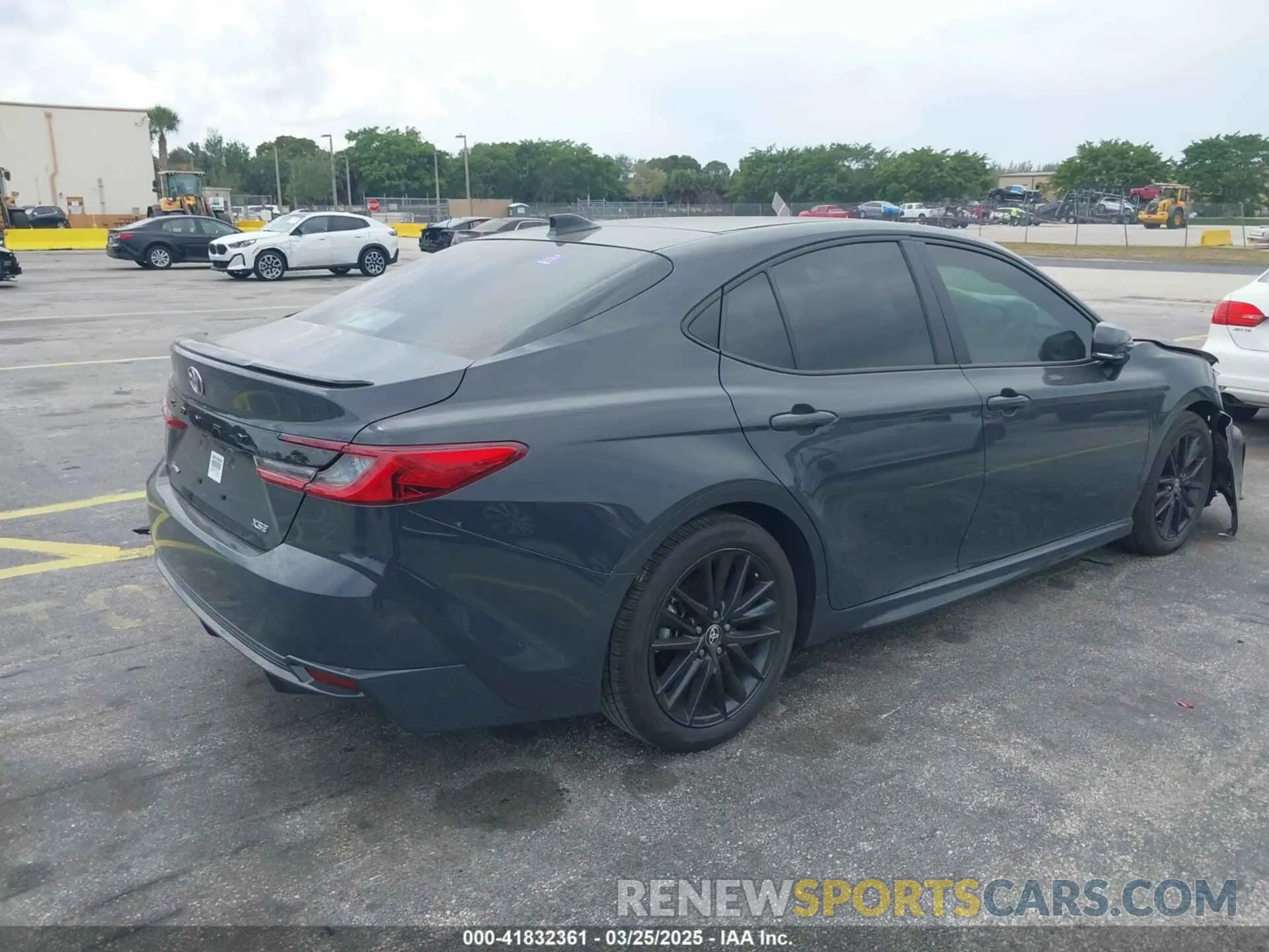 4 fotografías del automóvil dañado 4T1DAACK2SU055817 TOYOTA CAMRY 2025