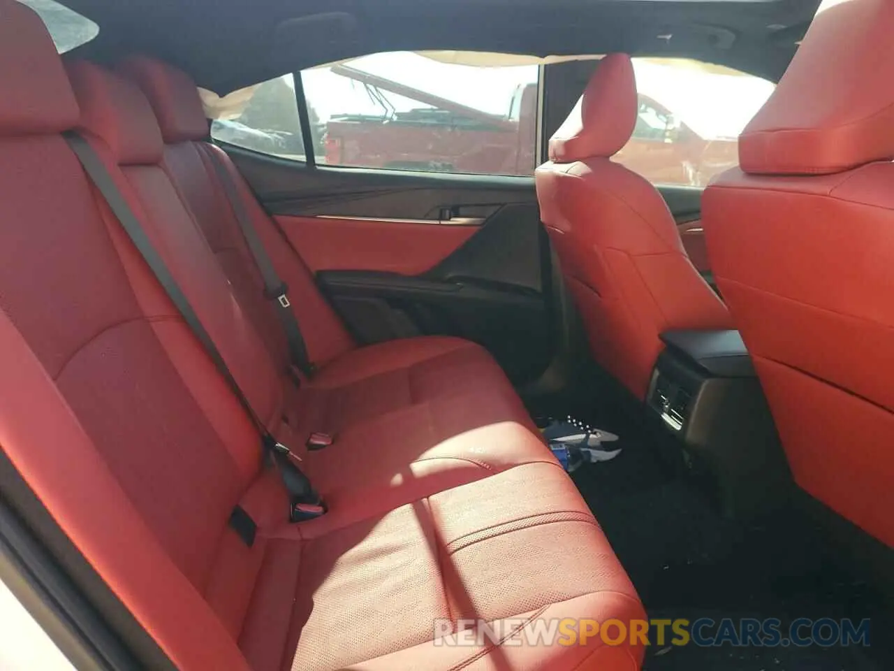 10 fotografías del automóvil dañado 4T1DAACK2SU057633 TOYOTA CAMRY 2025