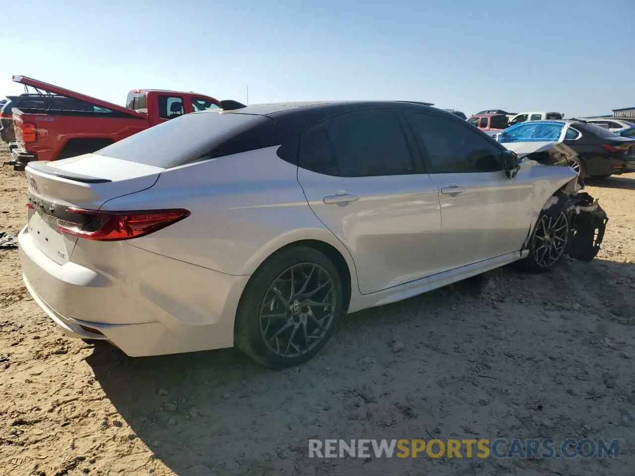 3 fotografías del automóvil dañado 4T1DAACK2SU057633 TOYOTA CAMRY 2025