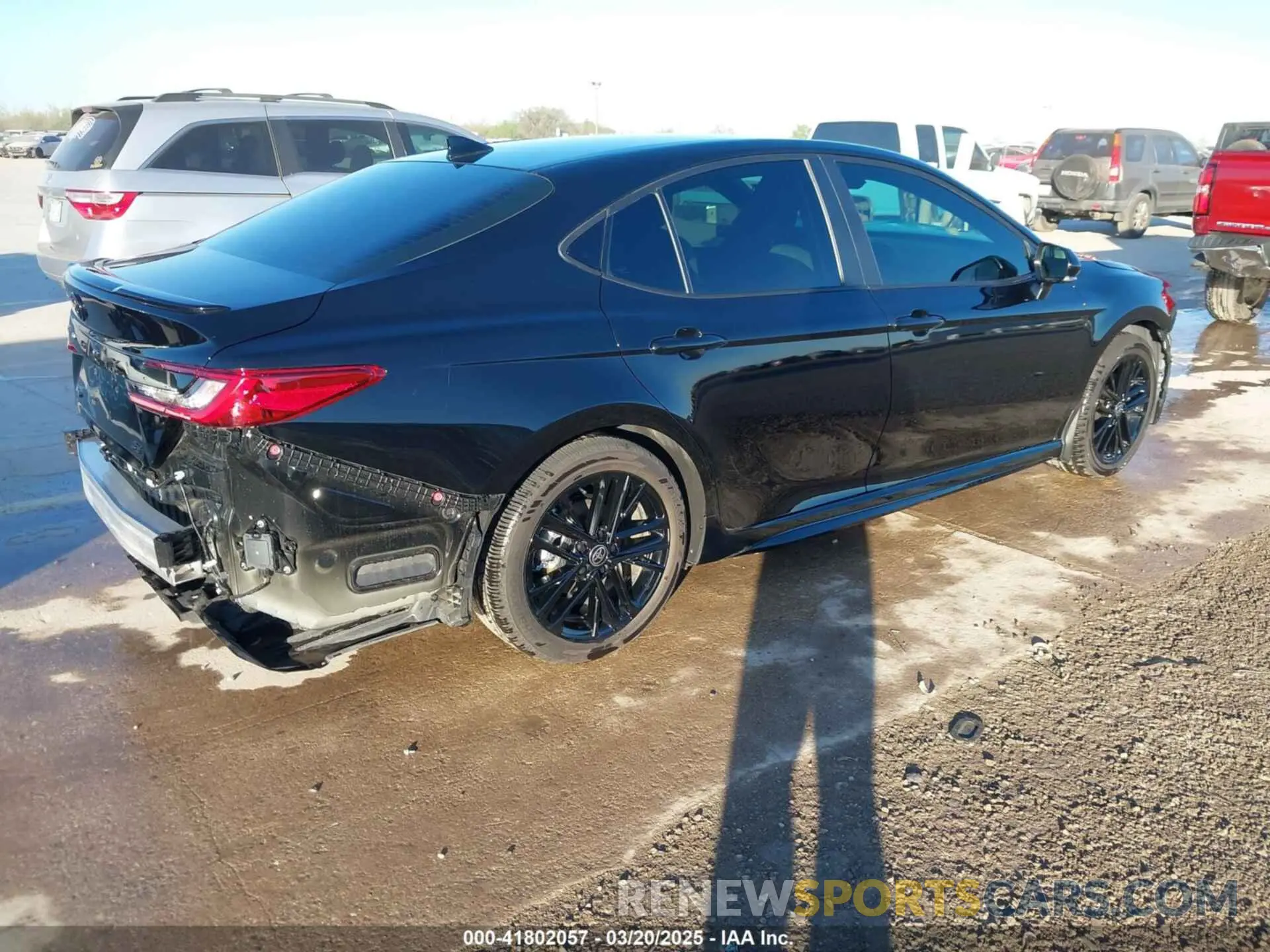 4 fotografías del automóvil dañado 4T1DAACK2SU081432 TOYOTA CAMRY 2025