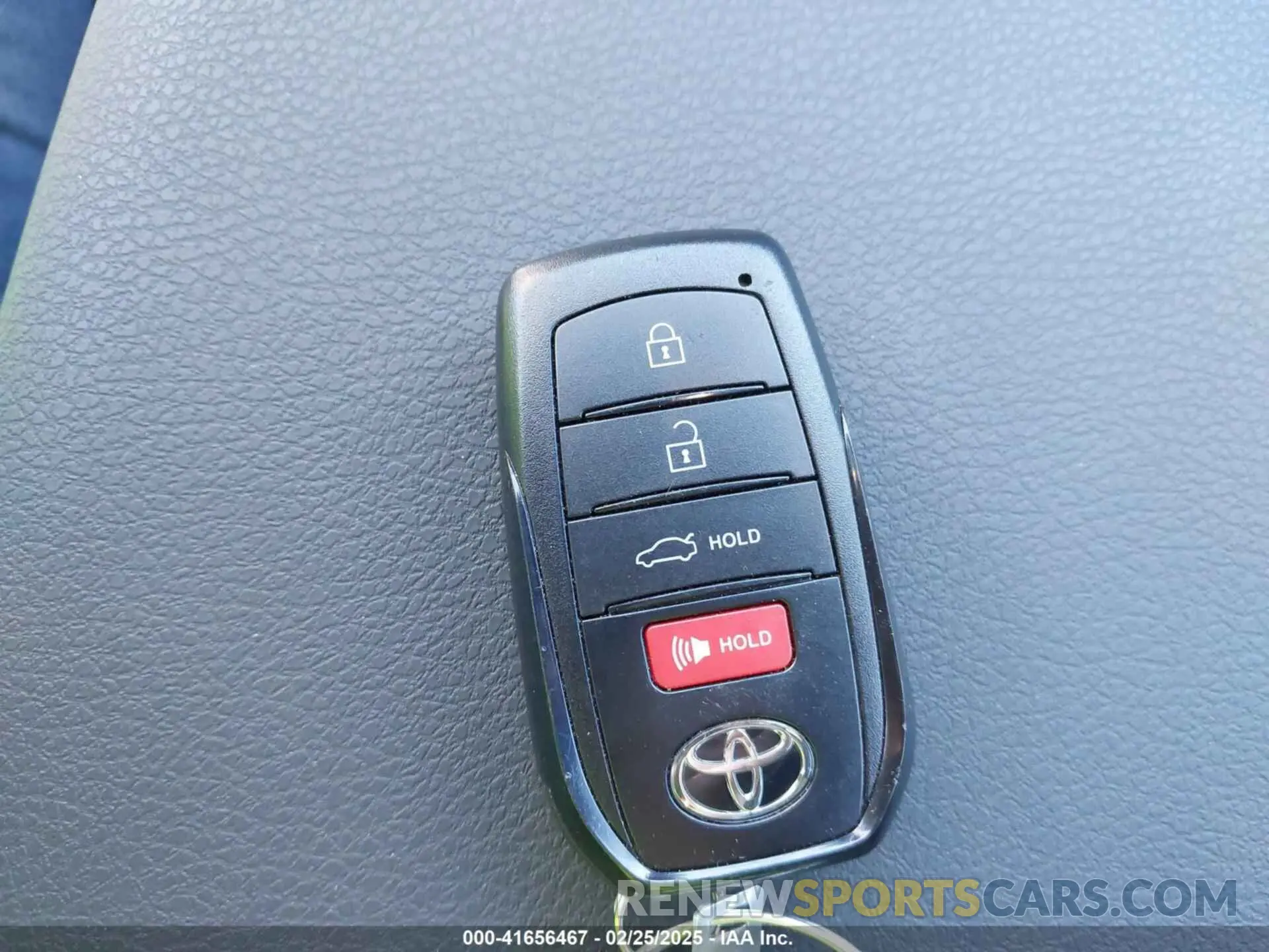 11 fotografías del automóvil dañado 4T1DAACK2SU096920 TOYOTA CAMRY 2025