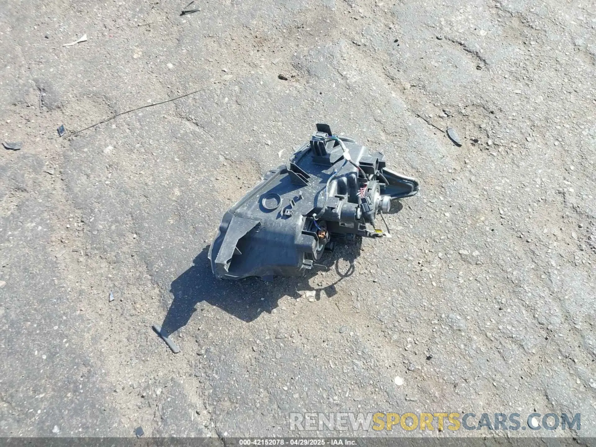 12 fotografías del automóvil dañado 4T1DAACK2SU124019 TOYOTA CAMRY 2025