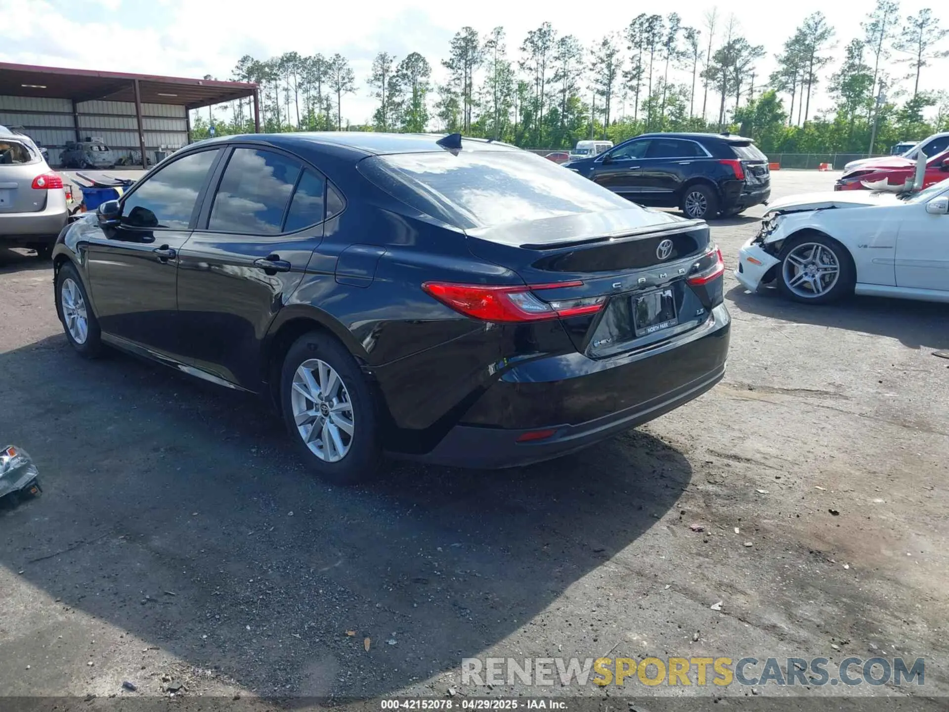 3 fotografías del automóvil dañado 4T1DAACK2SU124019 TOYOTA CAMRY 2025