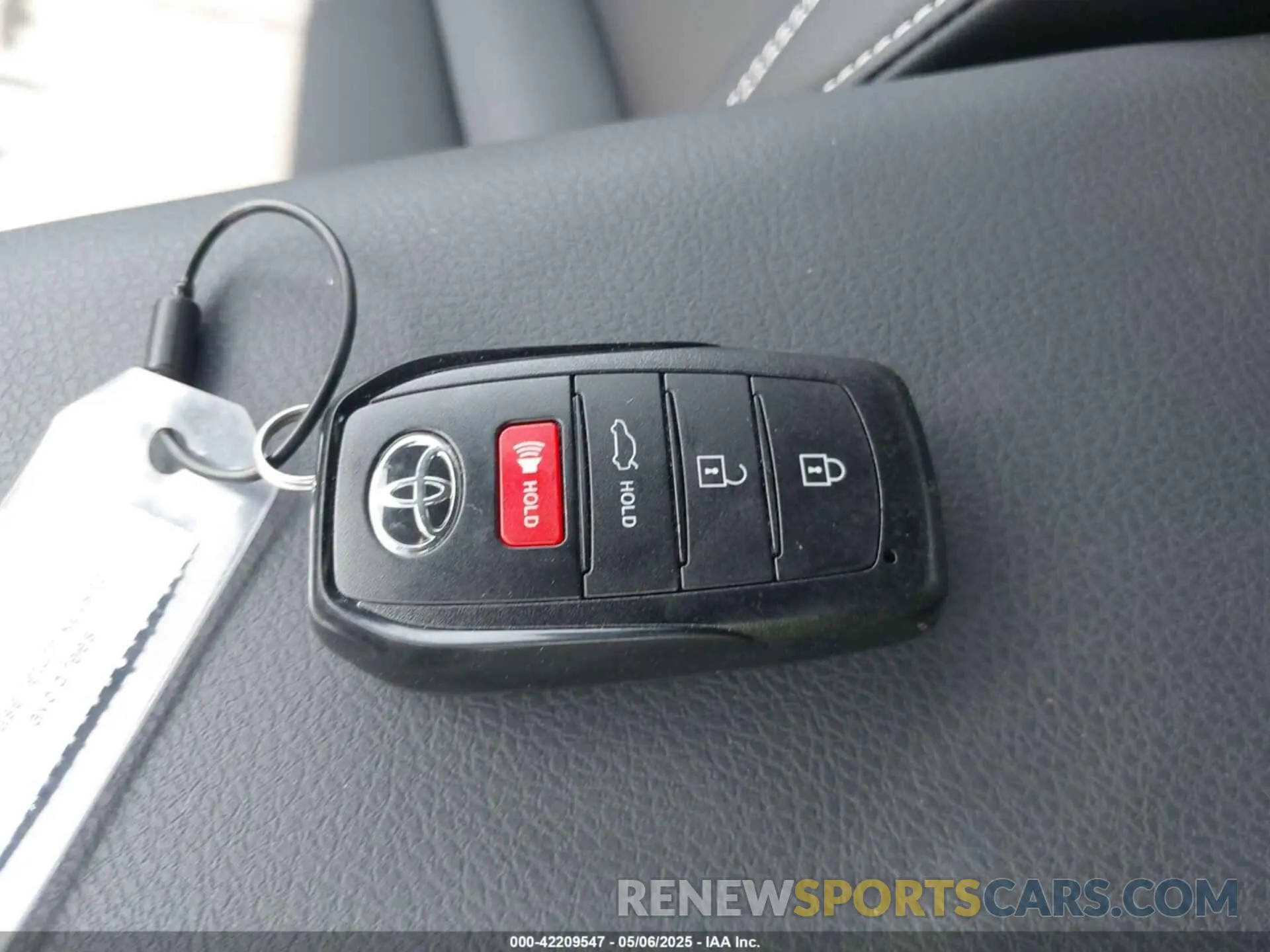 11 fotografías del automóvil dañado 4T1DAACK2SU135053 TOYOTA CAMRY 2025