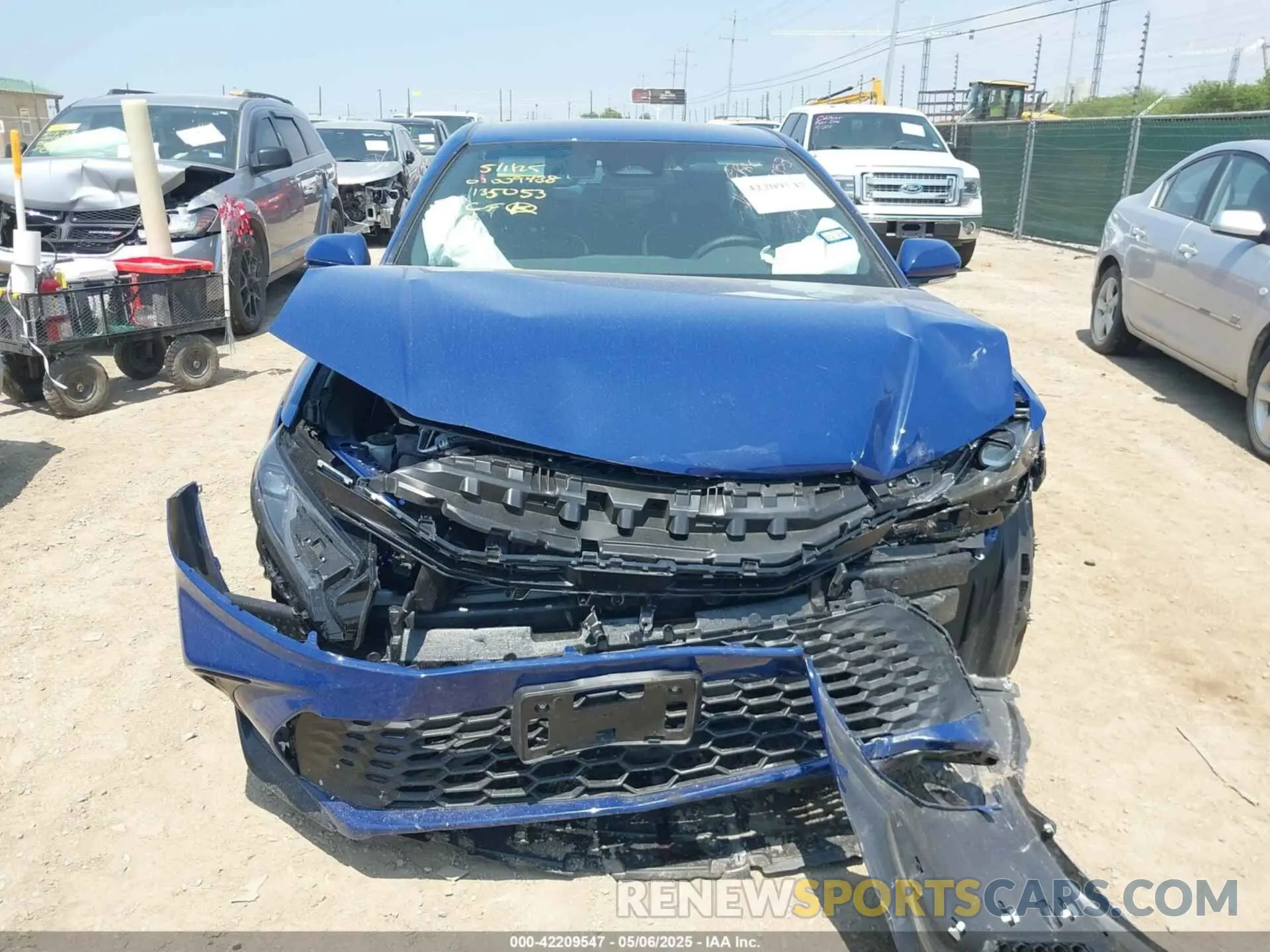 12 fotografías del automóvil dañado 4T1DAACK2SU135053 TOYOTA CAMRY 2025