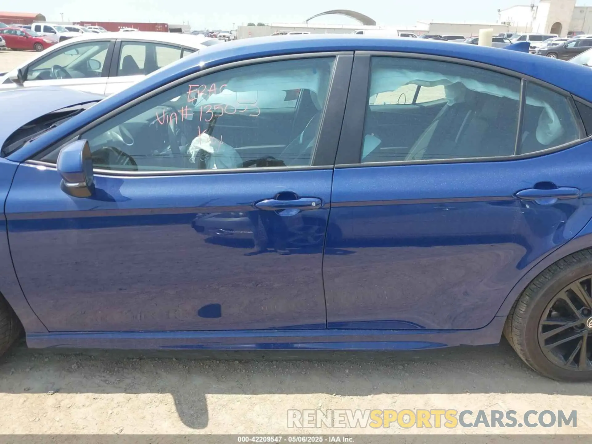 14 fotografías del automóvil dañado 4T1DAACK2SU135053 TOYOTA CAMRY 2025