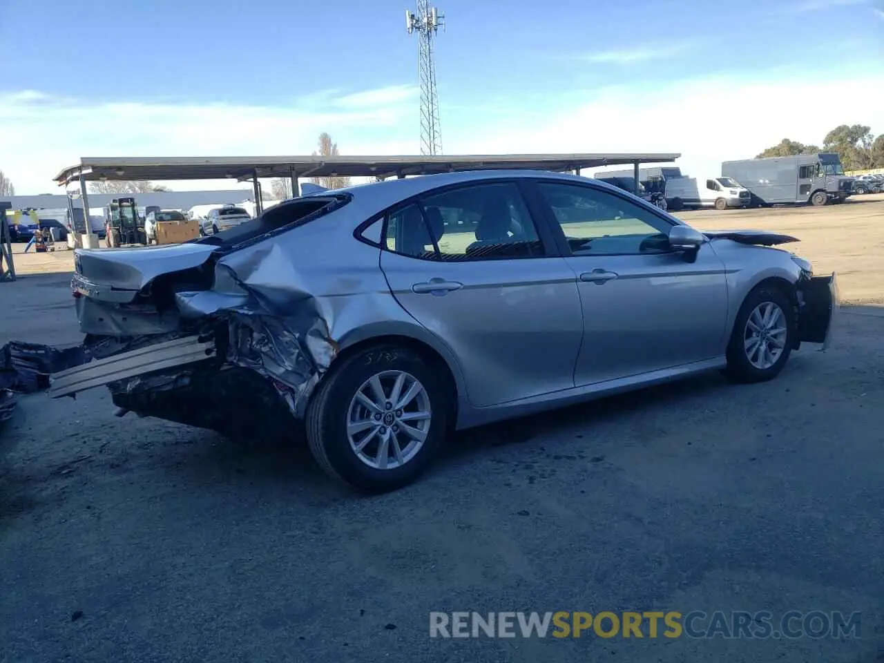 3 fotografías del automóvil dañado 4T1DAACK2SU503926 TOYOTA CAMRY 2025