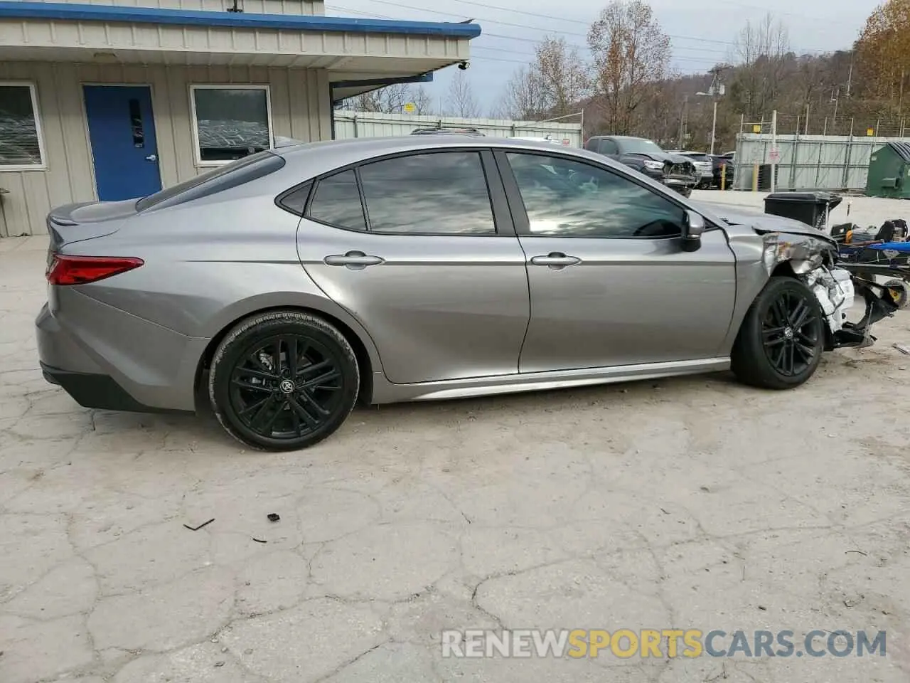 3 fotografías del automóvil dañado 4T1DAACK2SU511055 TOYOTA CAMRY 2025
