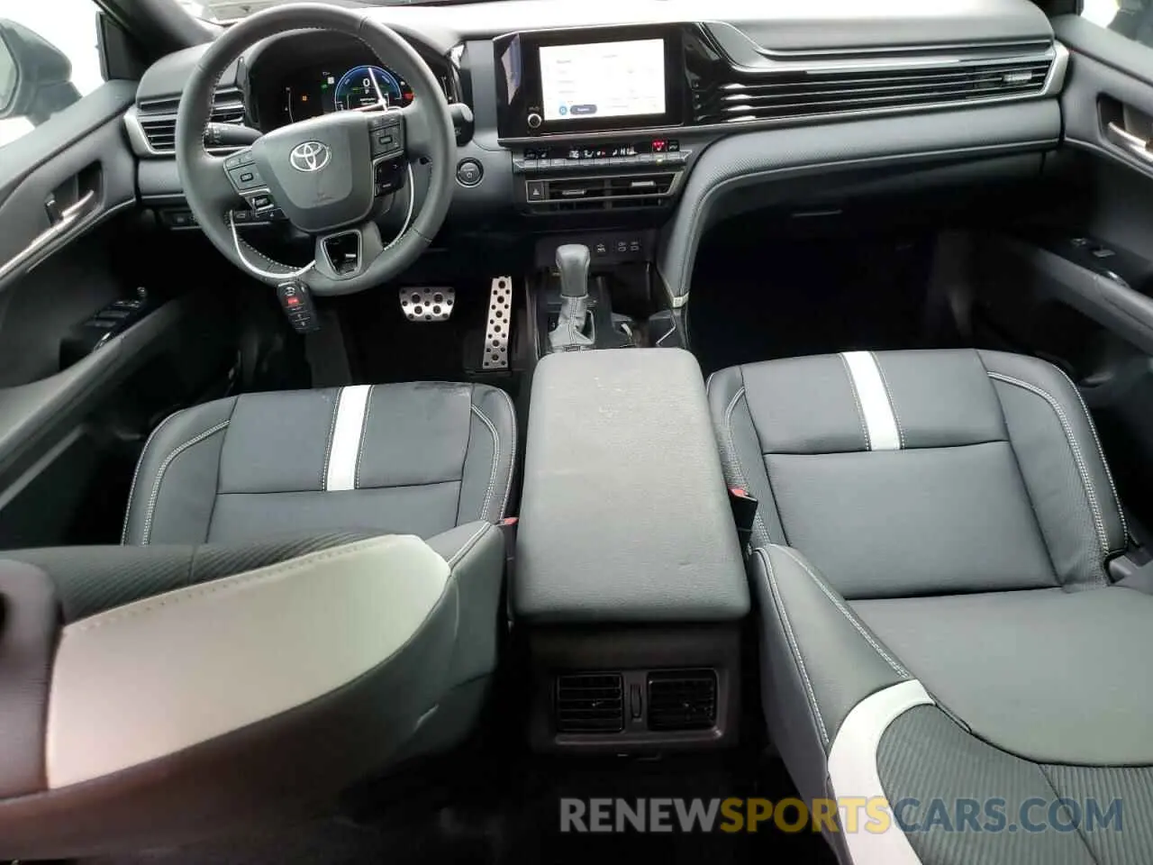 8 fotografías del automóvil dañado 4T1DAACK2SU511055 TOYOTA CAMRY 2025