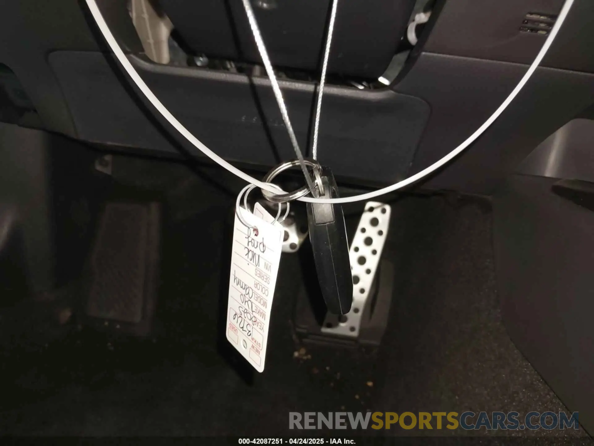 11 fotografías del automóvil dañado 4T1DAACK2SU520046 TOYOTA CAMRY 2025