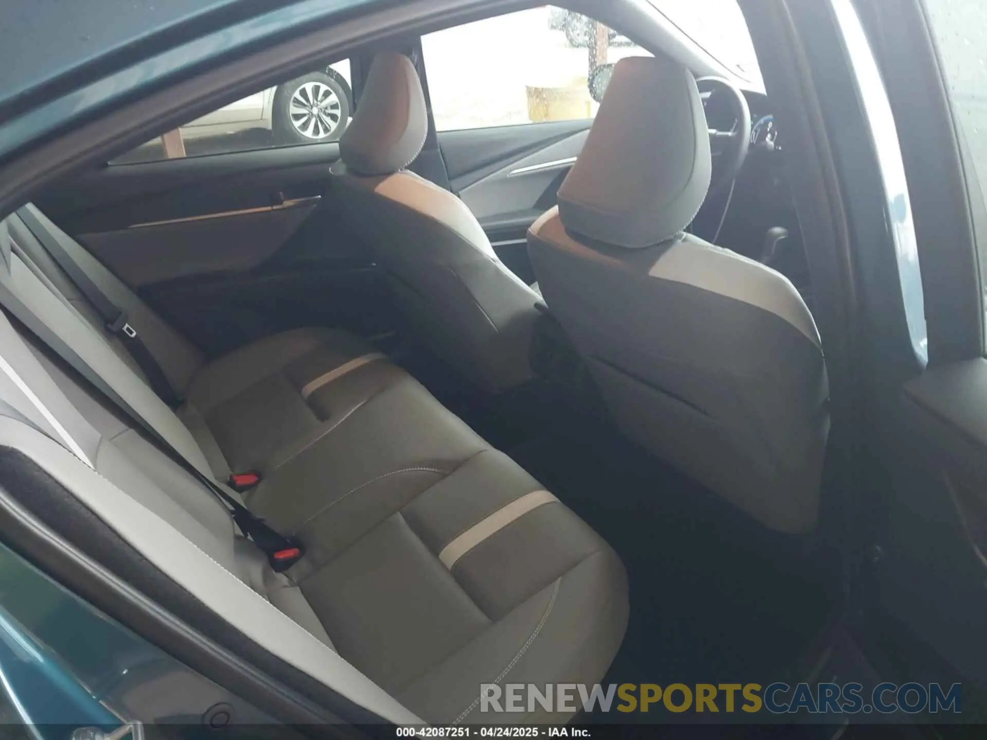 8 fotografías del automóvil dañado 4T1DAACK2SU520046 TOYOTA CAMRY 2025