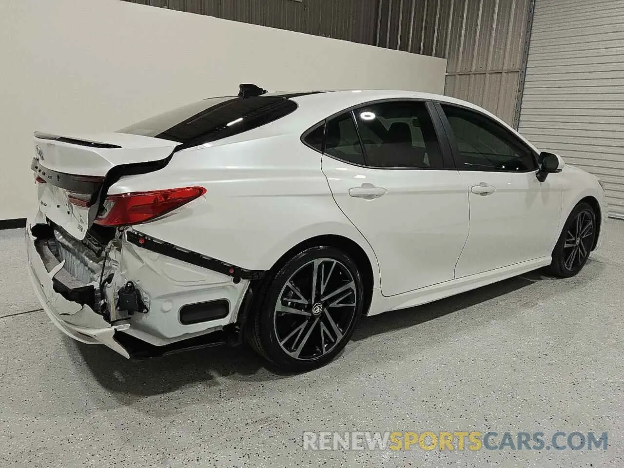3 fotografías del automóvil dañado 4T1DAACK2SU527191 TOYOTA CAMRY 2025
