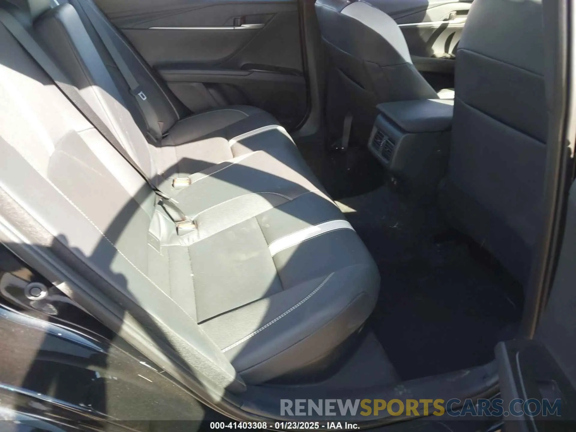 8 fotografías del automóvil dañado 4T1DAACK2SU536862 TOYOTA CAMRY 2025